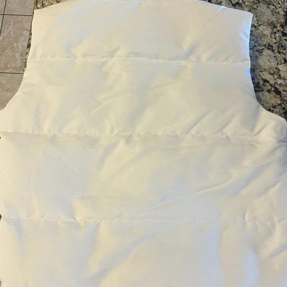 Authentic North Face x Gucci White Puffer Jacket/Vest - December Edition - Picture 3 of 6